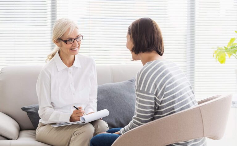 Therapist working with a client in anxiety treatment in Nashville.