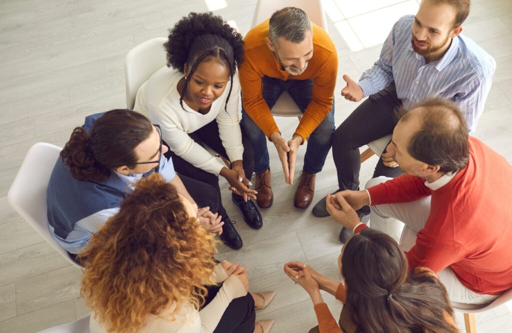 A group treatment exercise during Percocet addiction treatment in Nashville.